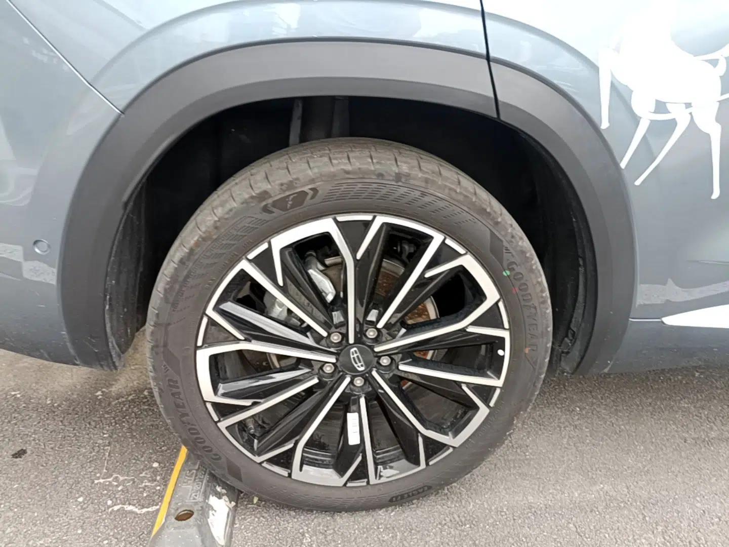 Geely Auto Monjaro L 2026 Model Oriental Yao 2.0TD Automatic Wangyue Edition — миниатюра 10