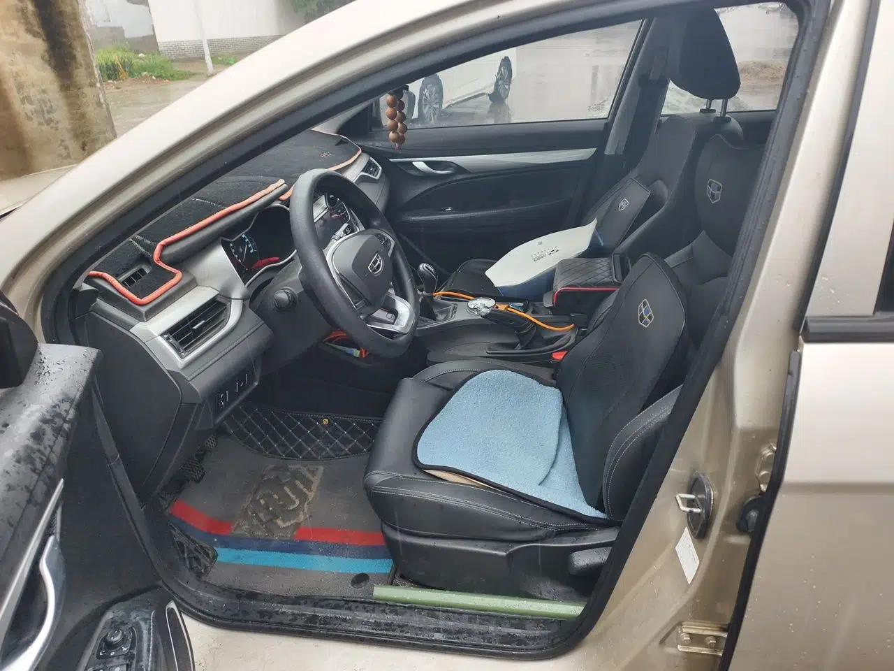 Geely Auto Emgrand 2020 1.5L Manual Comfort Version — миниатюра 16