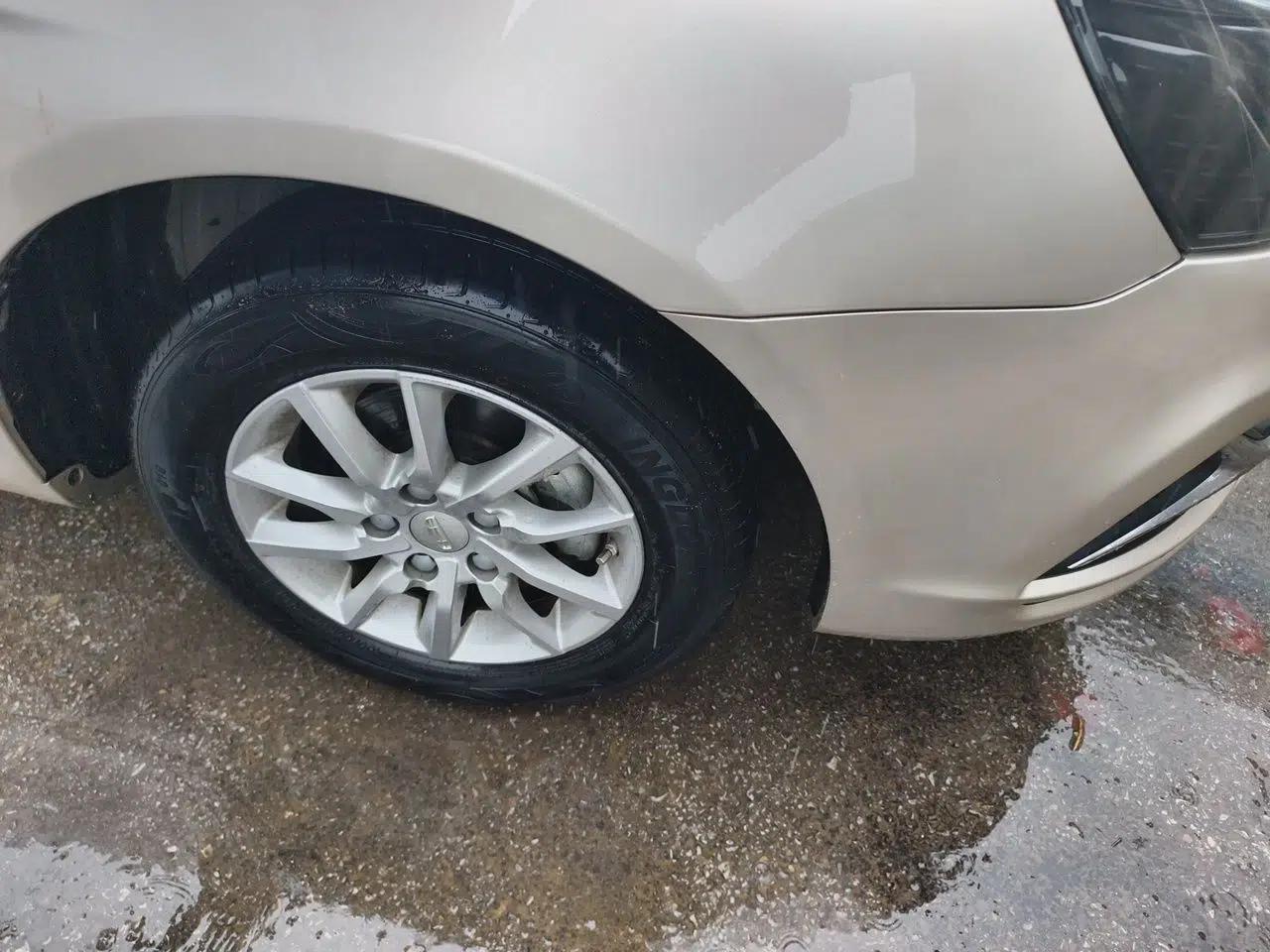Geely Auto Emgrand 2020 1.5L Manual Comfort Version — миниатюра 8