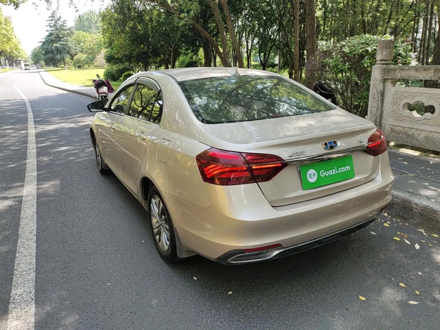 Geely Auto Emgrand 2018 1.5L Manual Upward Connect Edition — миниатюра 4