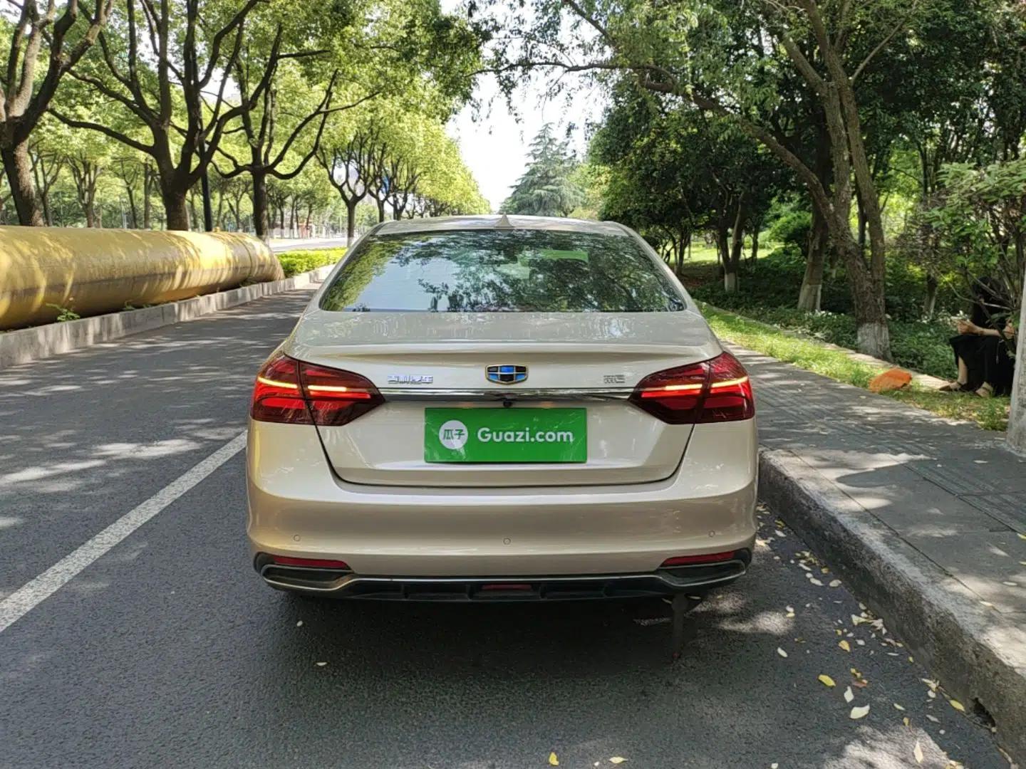 Geely Auto Emgrand 2018 1.5L Manual Upward Connect Edition — миниатюра 5