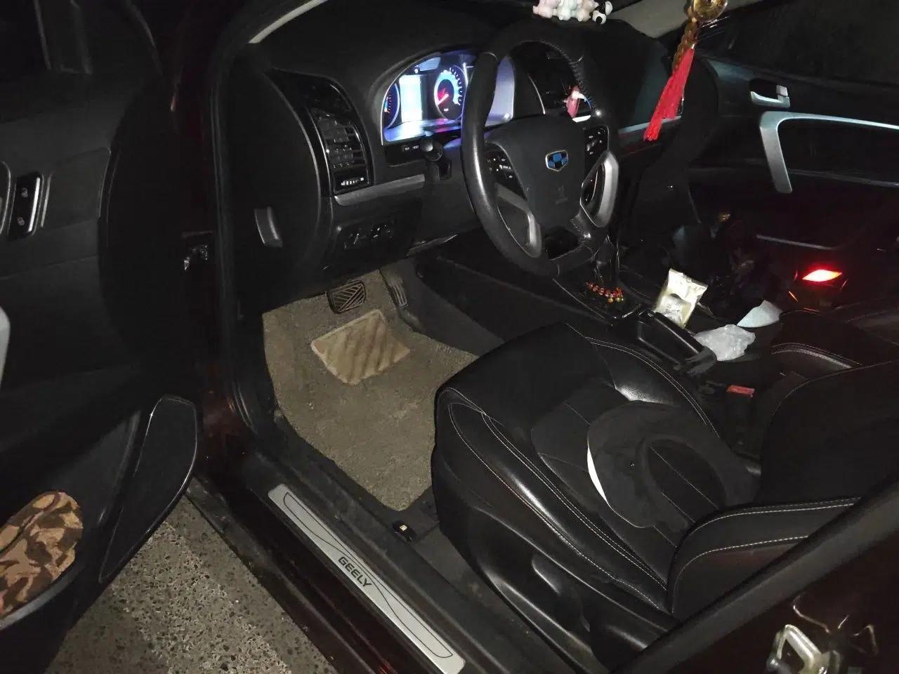 Geely Auto Emgrand 2016 Sedan 1.5L CVT Upward Version — миниатюра 17