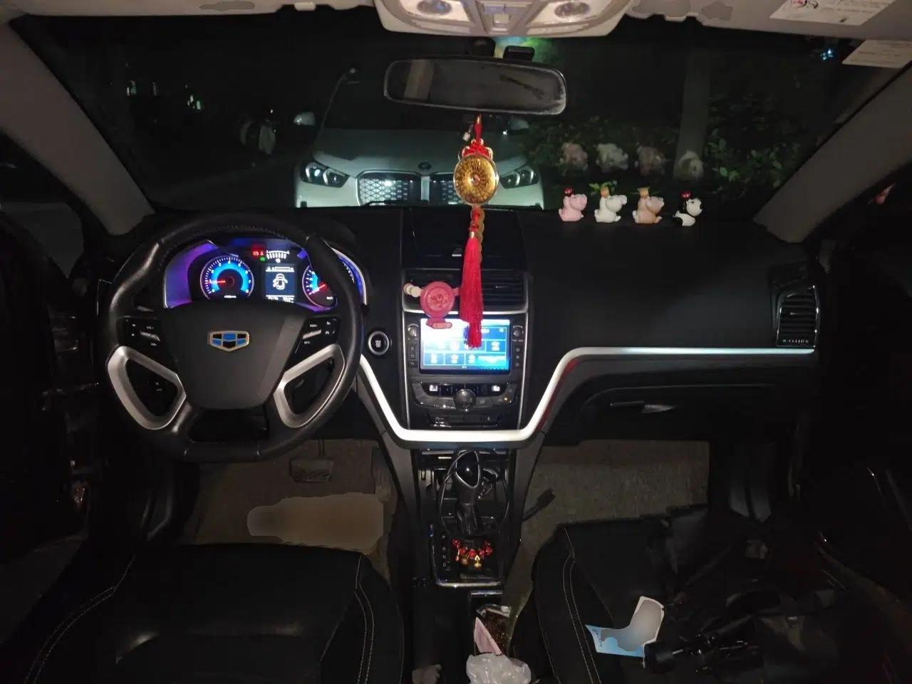 Geely Auto Emgrand 2016 Sedan 1.5L CVT Upward Version — миниатюра 10