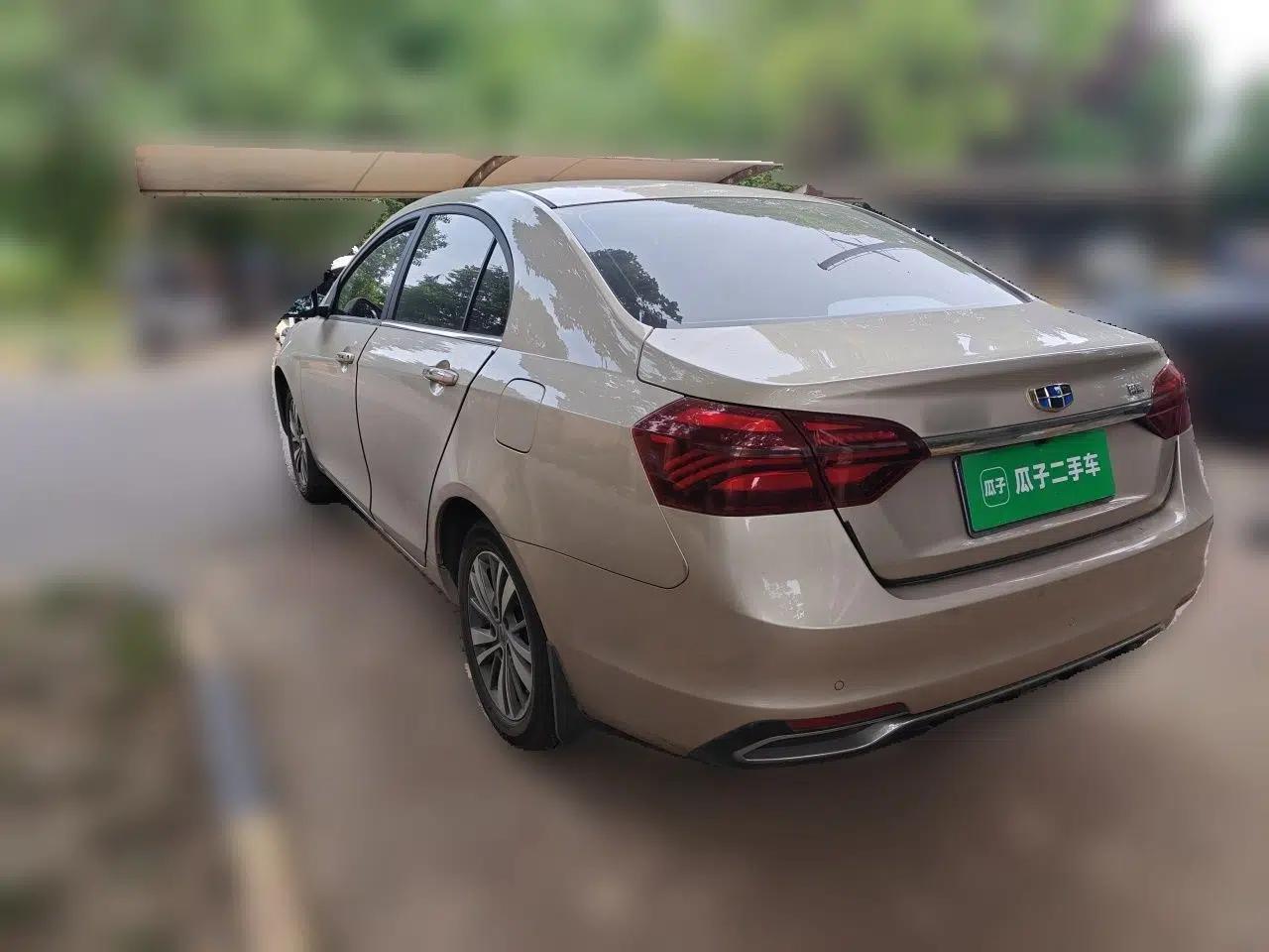Geely Auto Emgrand 2018 1.5L Manual Upward Connect Edition — миниатюра 4