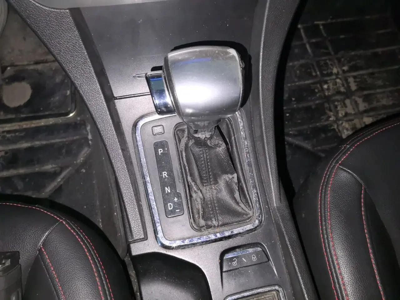 Geely Auto Emgrand 2015 Sedan 1.3T CVT Upward Edition — миниатюра 15