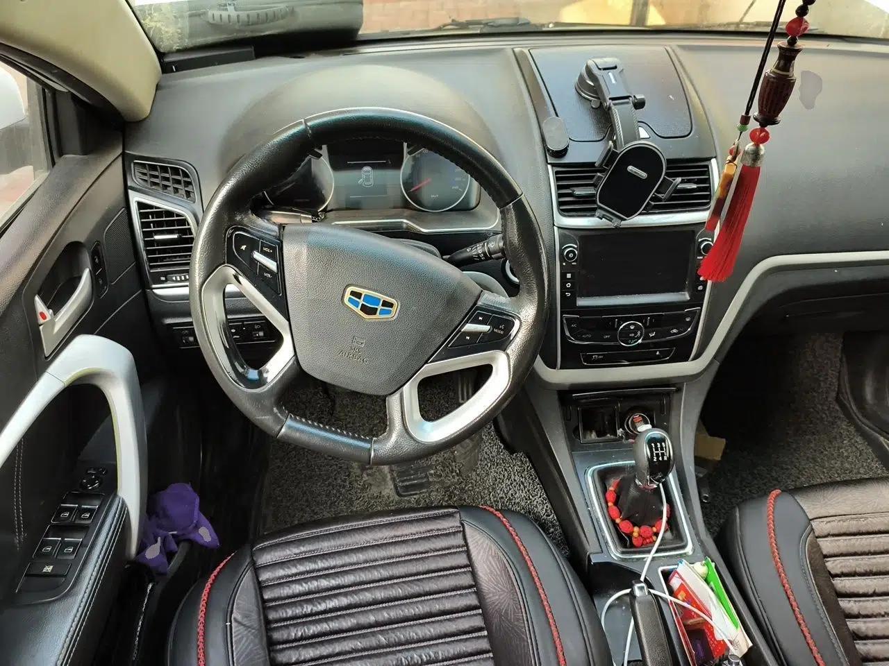 Geely Auto Emgrand 2016 Sedan 1.5L Manual Upward Edition — миниатюра 11