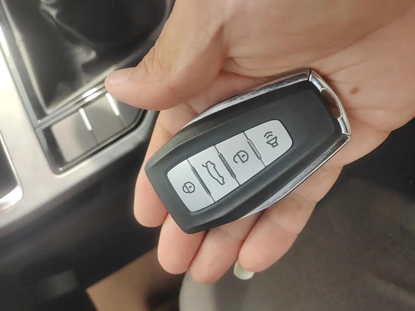 Geely Auto Emgrand 2021 UP 1.5L Manual Comfort Model — миниатюра 12