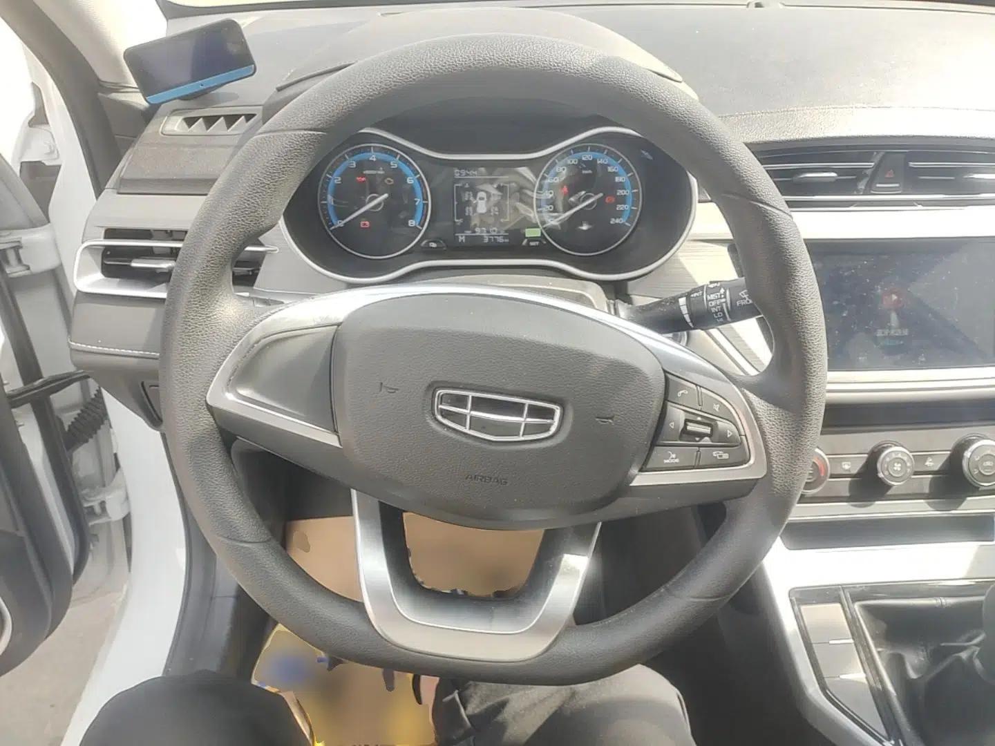 Geely Auto Emgrand 2021 UP 1.5L Manual Comfort Model — миниатюра 14