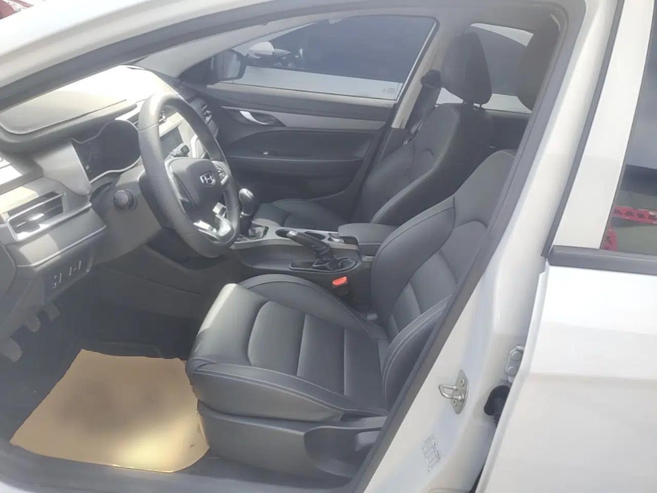 Geely Auto Emgrand 2021 UP 1.5L Manual Comfort Model — миниатюра 18