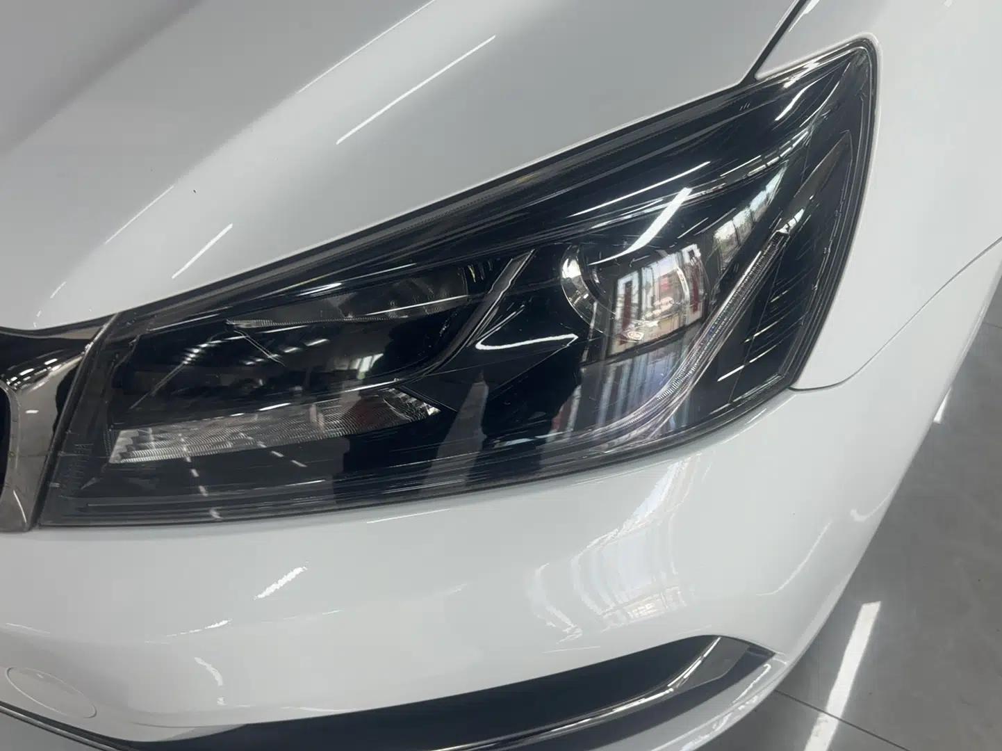 Geely Auto Emgrand 2018 1.5L CVT Upward Connect Edition — миниатюра 2