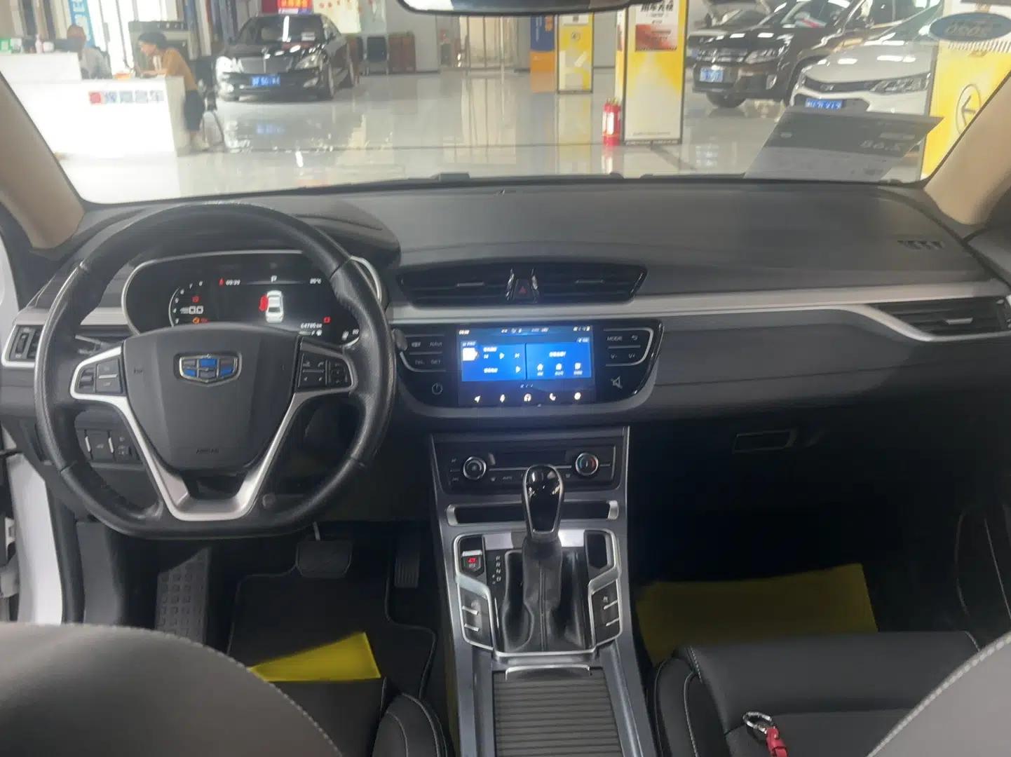 Geely Auto Emgrand 2018 1.5L CVT Upward Connect Edition — миниатюра 12