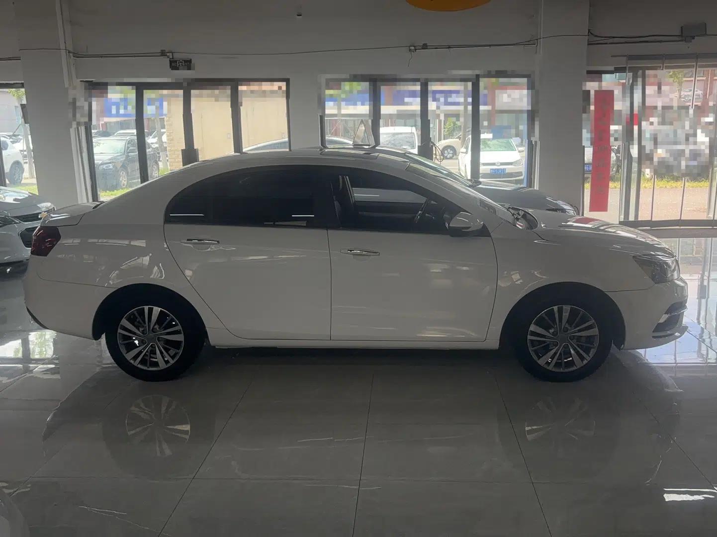 Geely Auto Emgrand 2018 1.5L CVT Upward Connect Edition — миниатюра 4