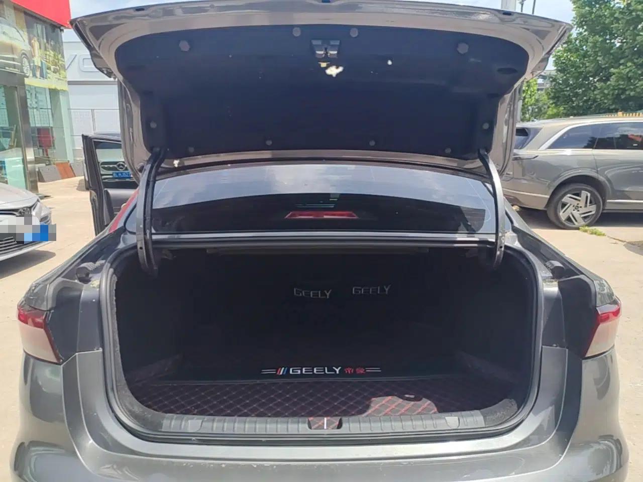 Geely Auto Emgrand 2022 4th Generation 1.5L CVT Luxury Model — миниатюра 22