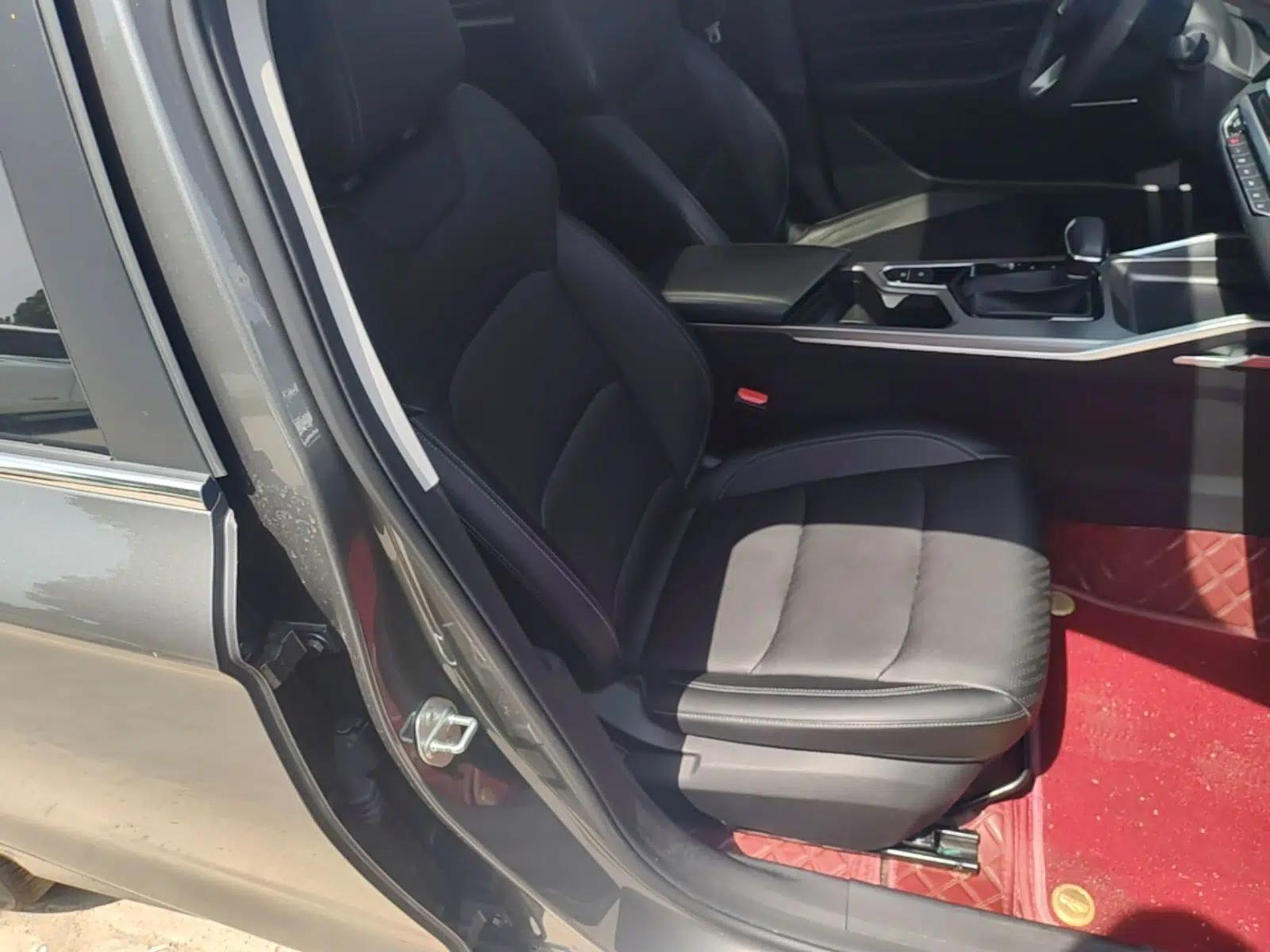 Geely Auto Emgrand 2022 4th Generation 1.5L CVT Luxury Model — миниатюра 23
