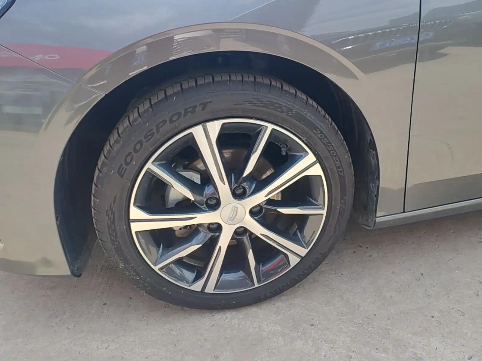 Geely Auto Emgrand 2022 4th Generation 1.5L CVT Luxury Model — миниатюра 8