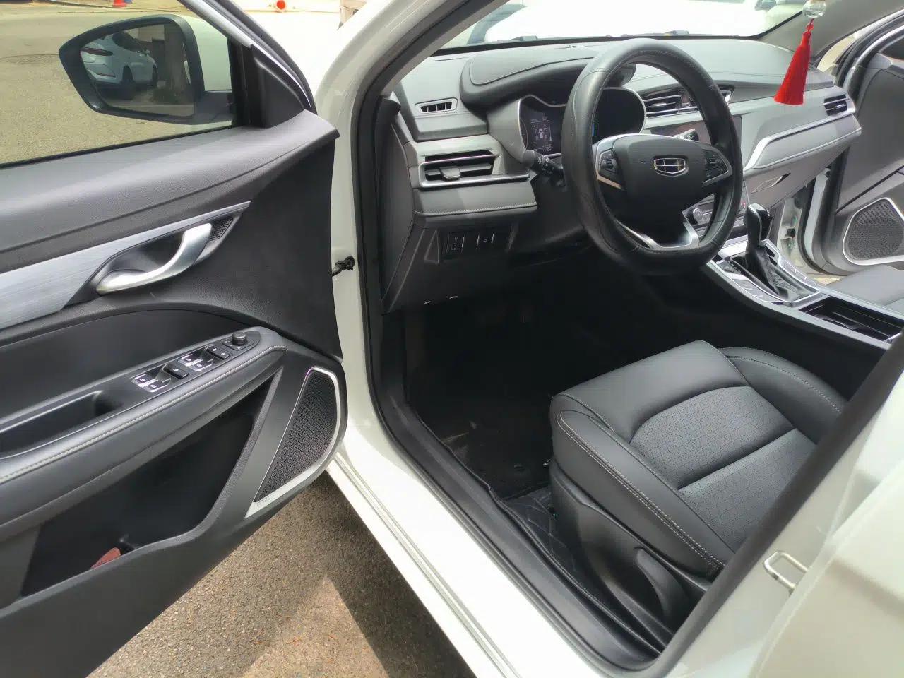 Geely Auto Emgrand 2021 UP 1.5L CVT Luxury Model — миниатюра 17