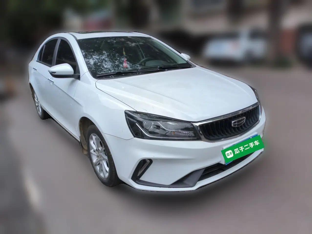 Geely Auto Emgrand 2021 UP 1.5L CVT Luxury Model — миниатюра 3