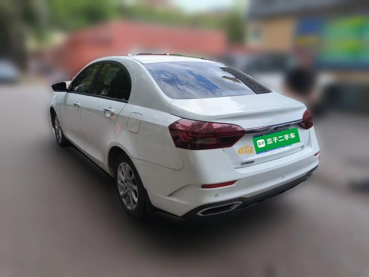 Geely Auto Emgrand 2021 UP 1.5L CVT Luxury Model — миниатюра 4