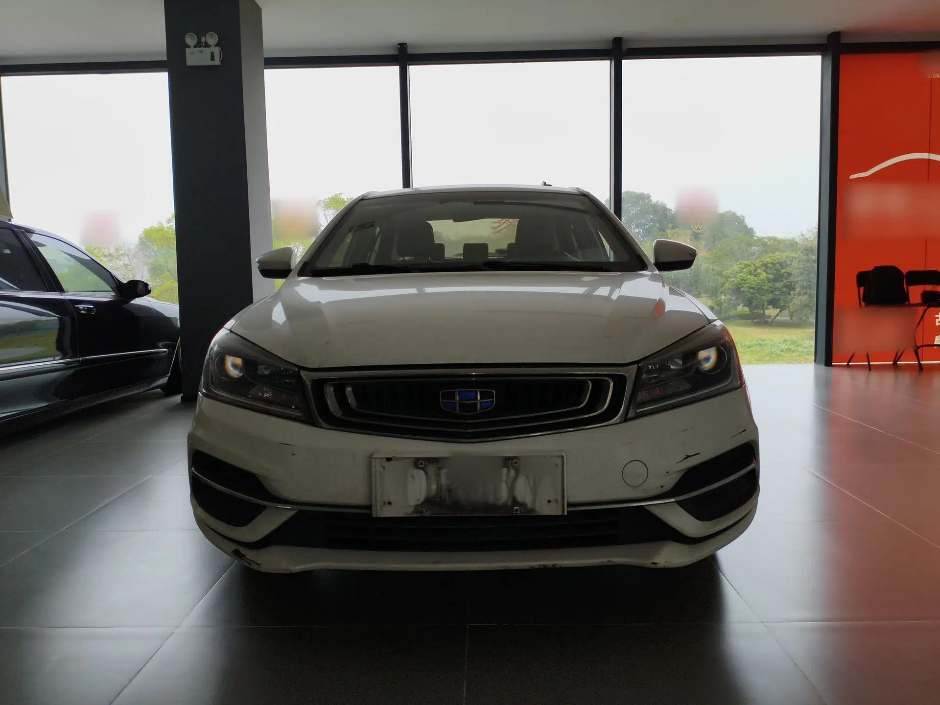 Geely Auto Emgrand 2018 1.5L CVT Luxury Model — миниатюра 2