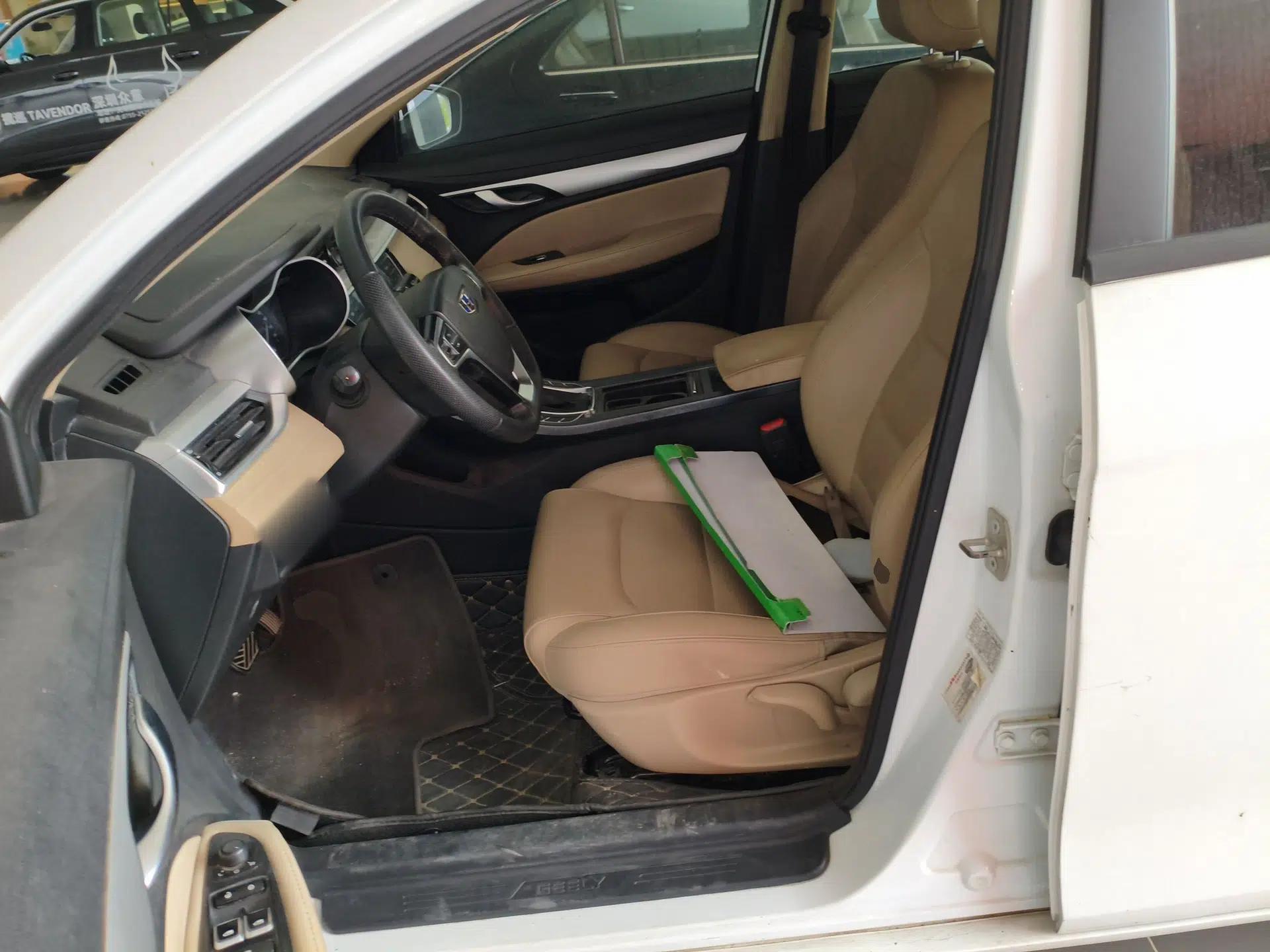 Geely Auto Emgrand 2018 1.5L CVT Luxury Model — миниатюра 17