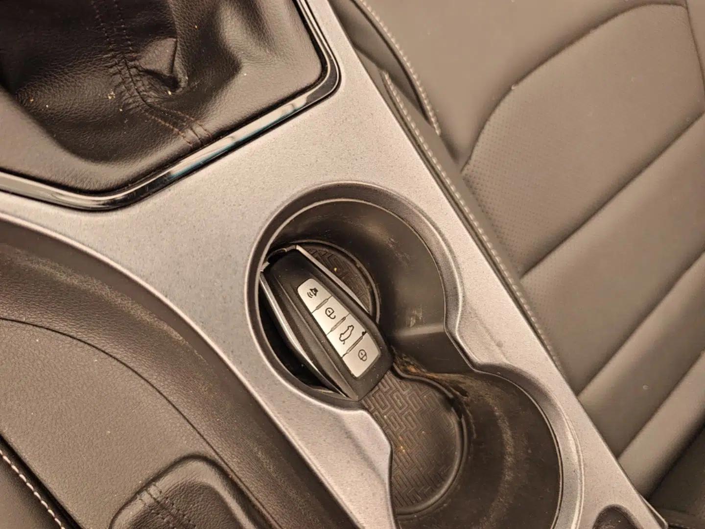 Geely Auto Emgrand 2019 Leading Edition 1.5L Manual Upgraded Connectivity Model China V Standard — миниатюра 12