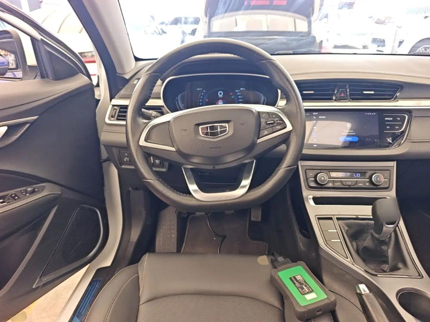 Geely Auto Emgrand 2019 Leading Edition 1.5L Manual Upgraded Connectivity Model China V Standard — миниатюра 14