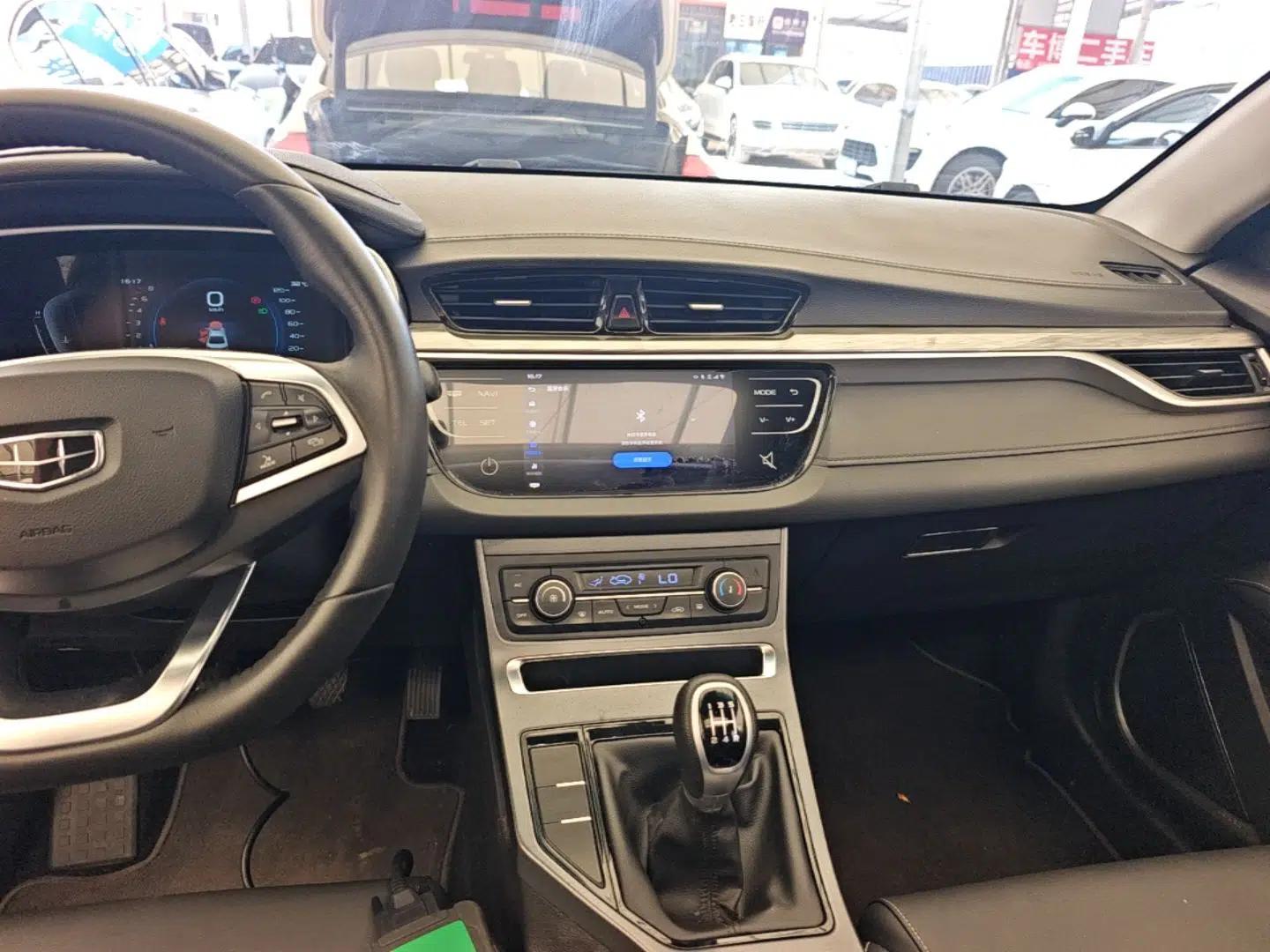 Geely Auto Emgrand 2019 Leading Edition 1.5L Manual Upgraded Connectivity Model China V Standard — миниатюра 16