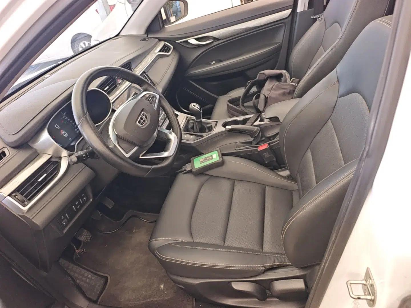 Geely Auto Emgrand 2019 Leading Edition 1.5L Manual Upgraded Connectivity Model China V Standard — миниатюра 18