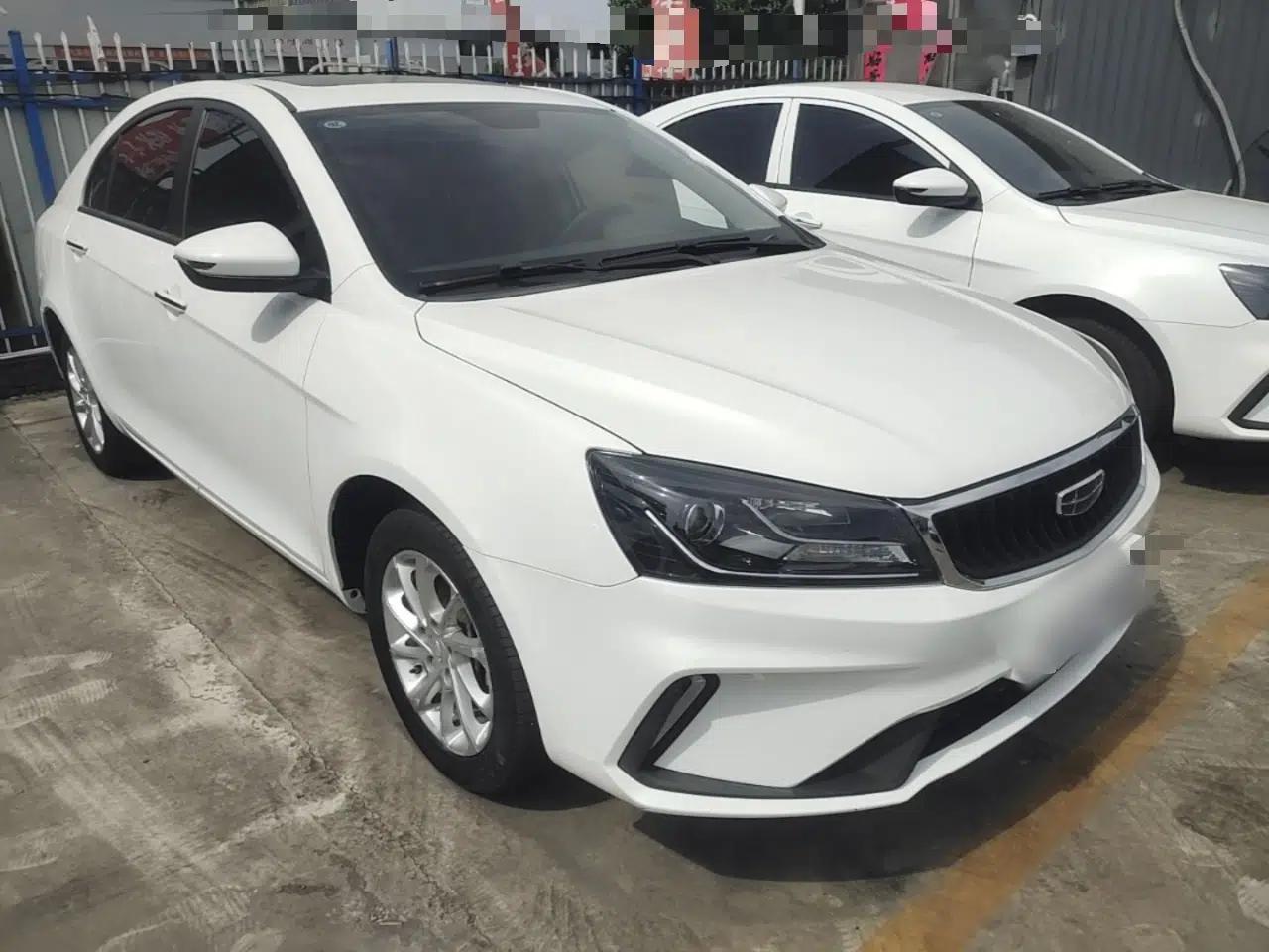 Geely Auto Emgrand 2021 UP 1.5L Manual Luxury Model — миниатюра 3