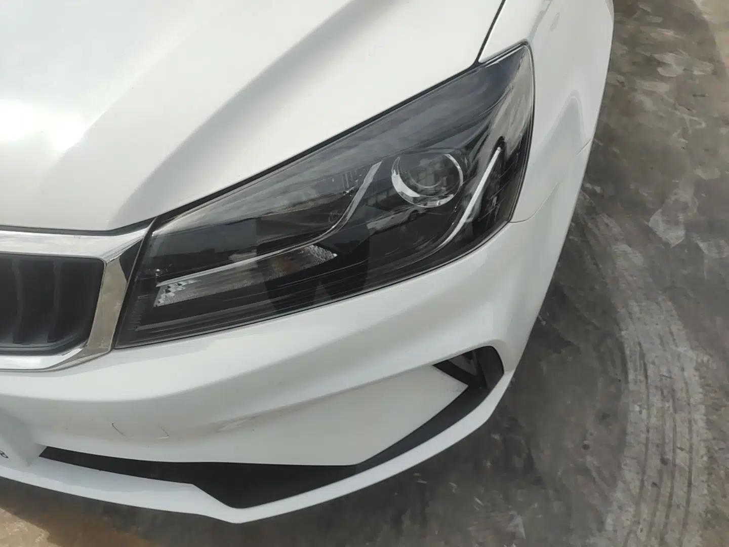 Geely Auto Emgrand 2021 UP 1.5L Manual Luxury Model — миниатюра 9