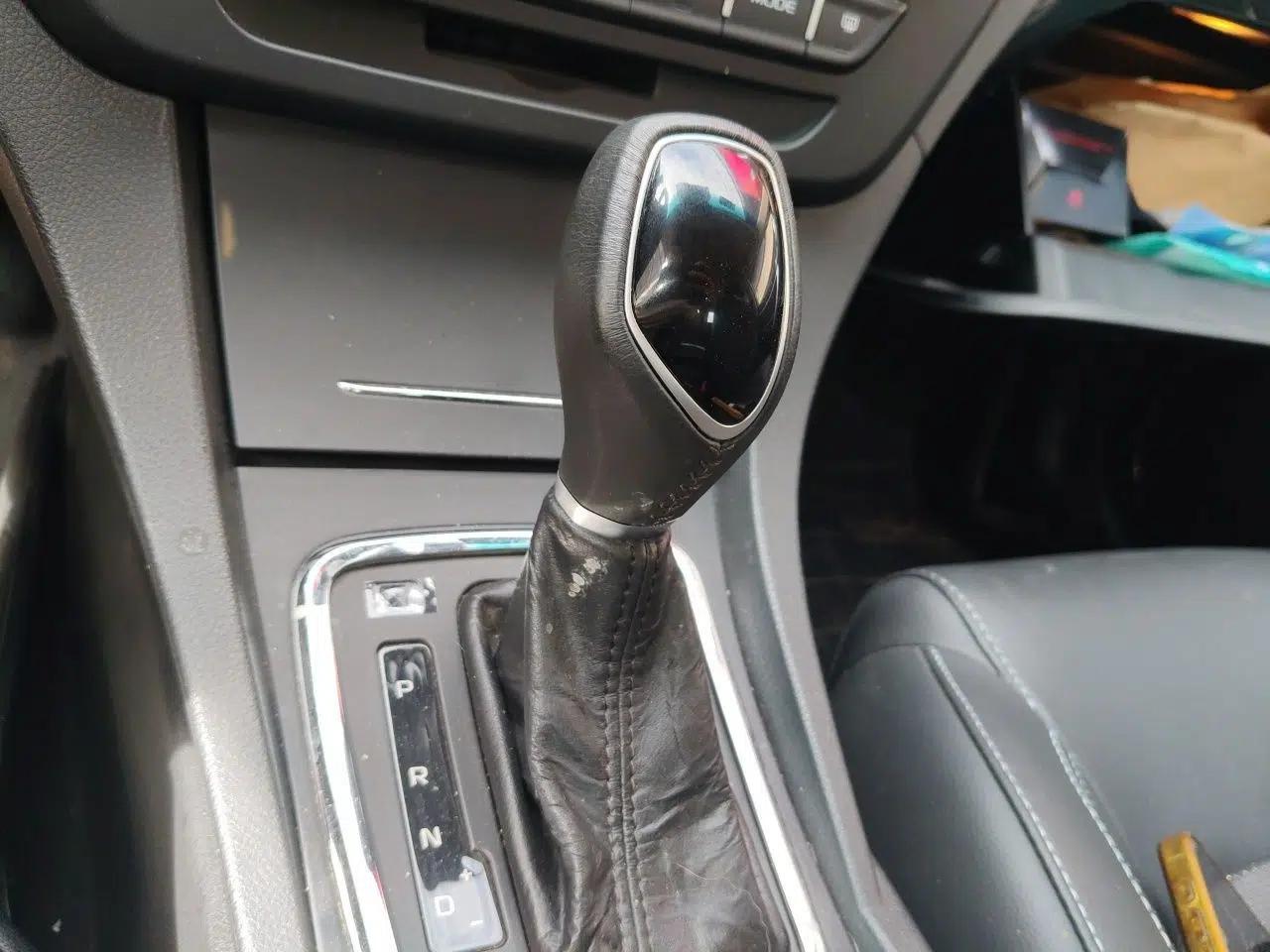 Geely Auto Emgrand 2017 Sedan Million Edition 1.5L CVT Upward Connectivity Version — миниатюра 13