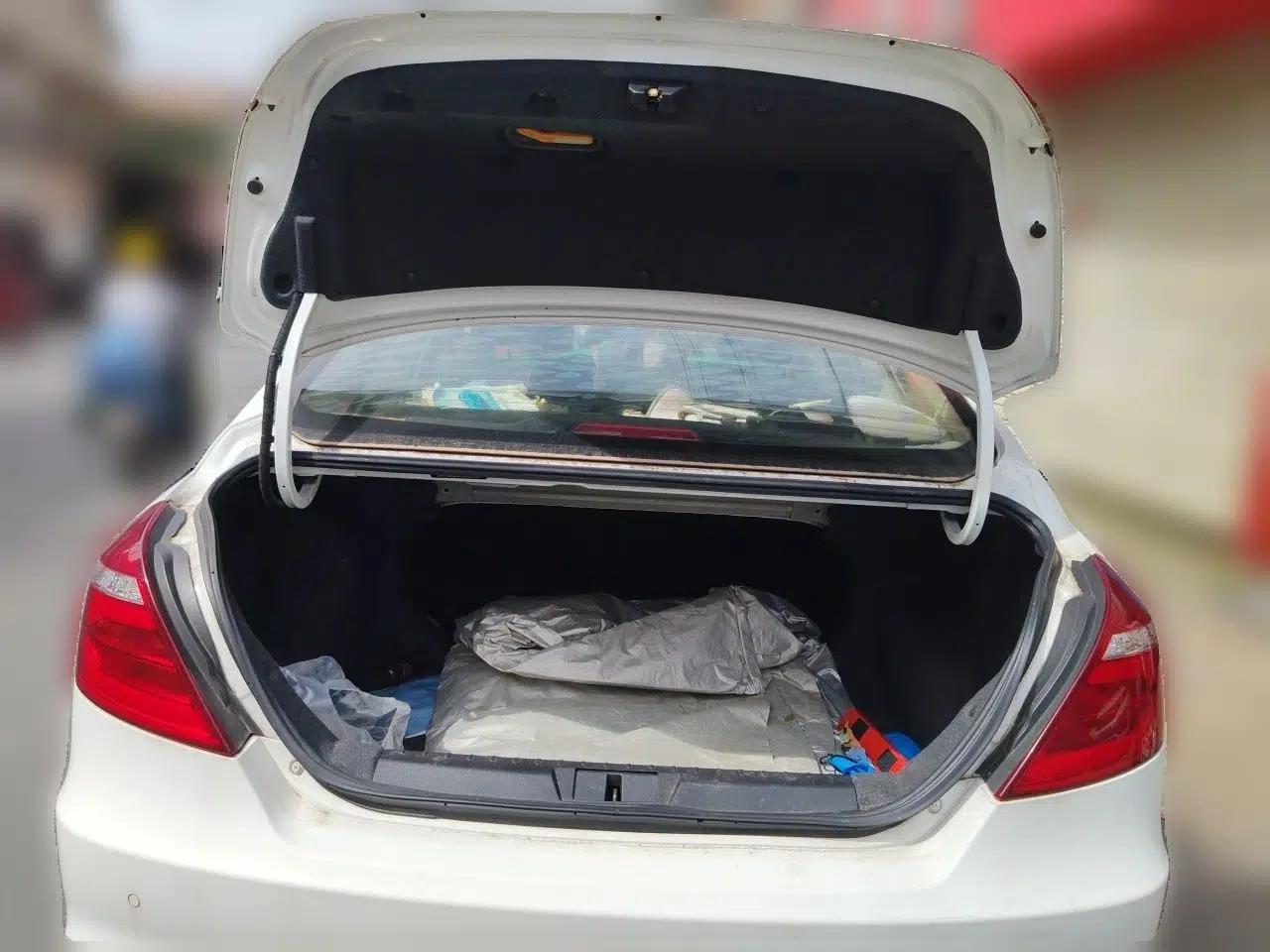 Geely Auto Emgrand 2017 Sedan Million Edition 1.5L CVT Upward Connectivity Version — миниатюра 16