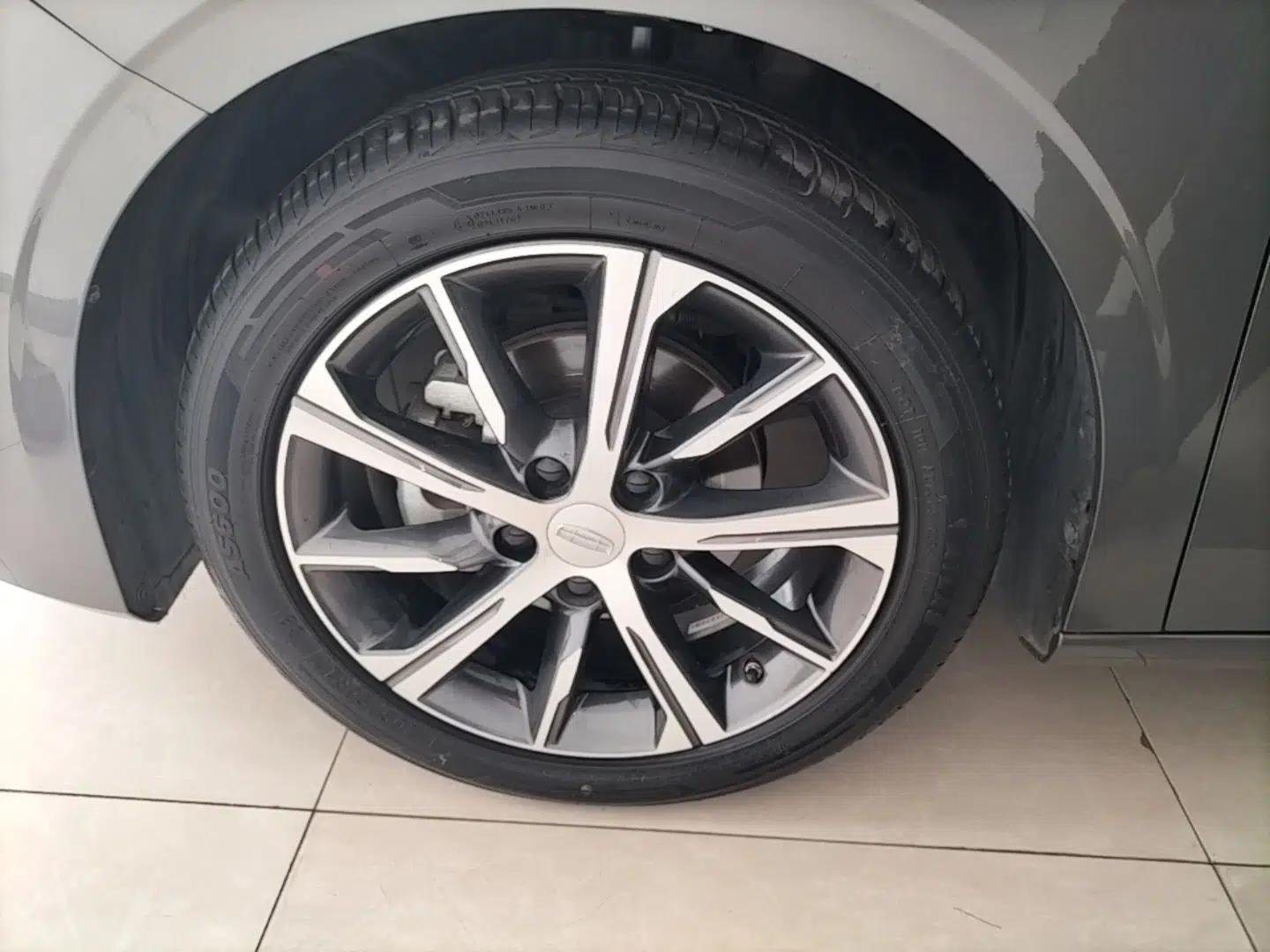 Geely Auto Emgrand 2023 4th Generation Champion Edition 1.5L CVT Prestige Model — миниатюра 8
