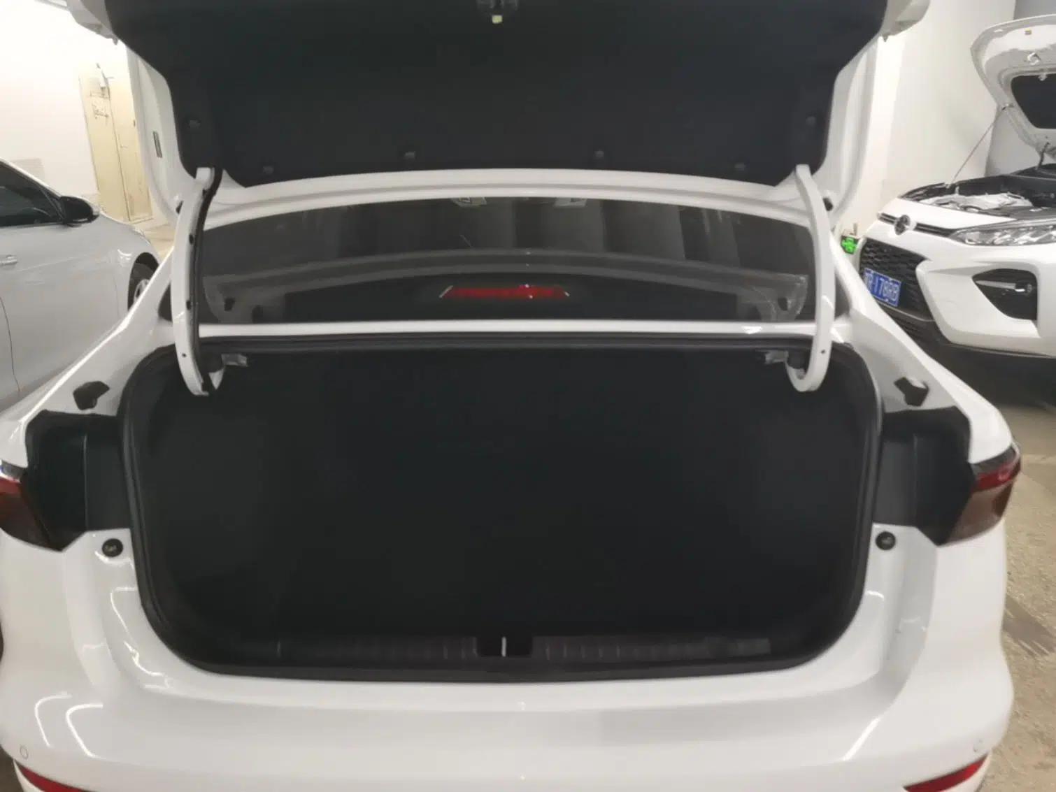 Geely Auto Emgrand 2023 4th Generation Champion Edition 1.5L CVT Luxury Model — миниатюра 22