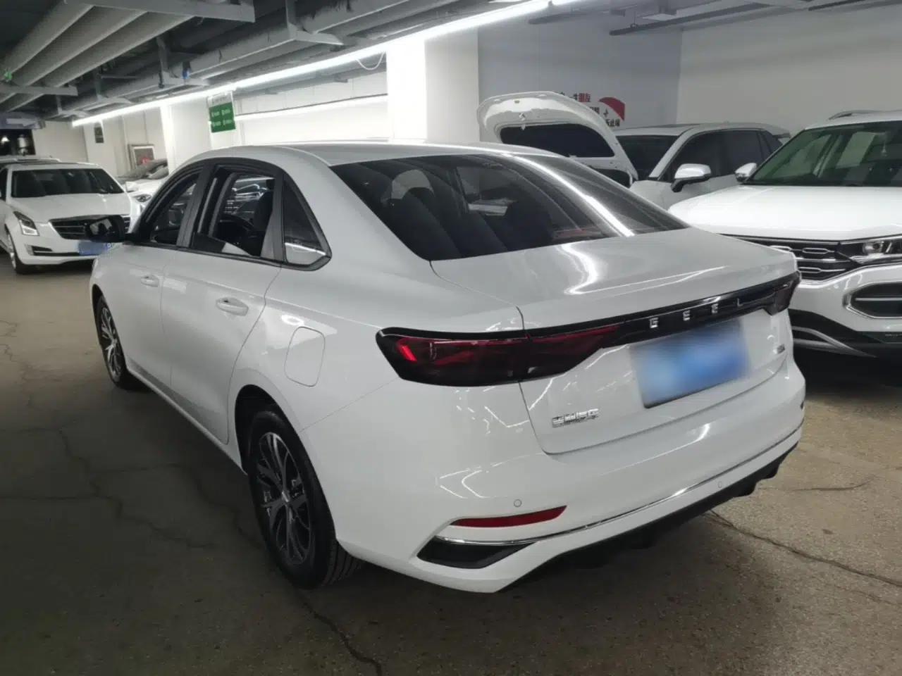 Geely Auto Emgrand 2023 4th Generation Champion Edition 1.5L CVT Luxury Model — миниатюра 4