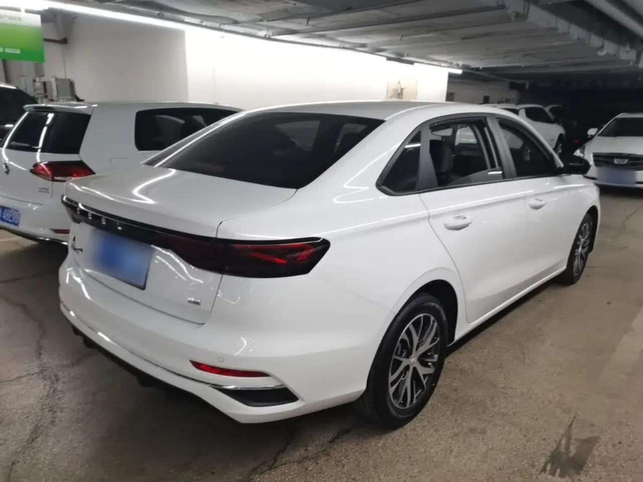 Geely Auto Emgrand 2023 4th Generation Champion Edition 1.5L CVT Luxury Model — миниатюра 6