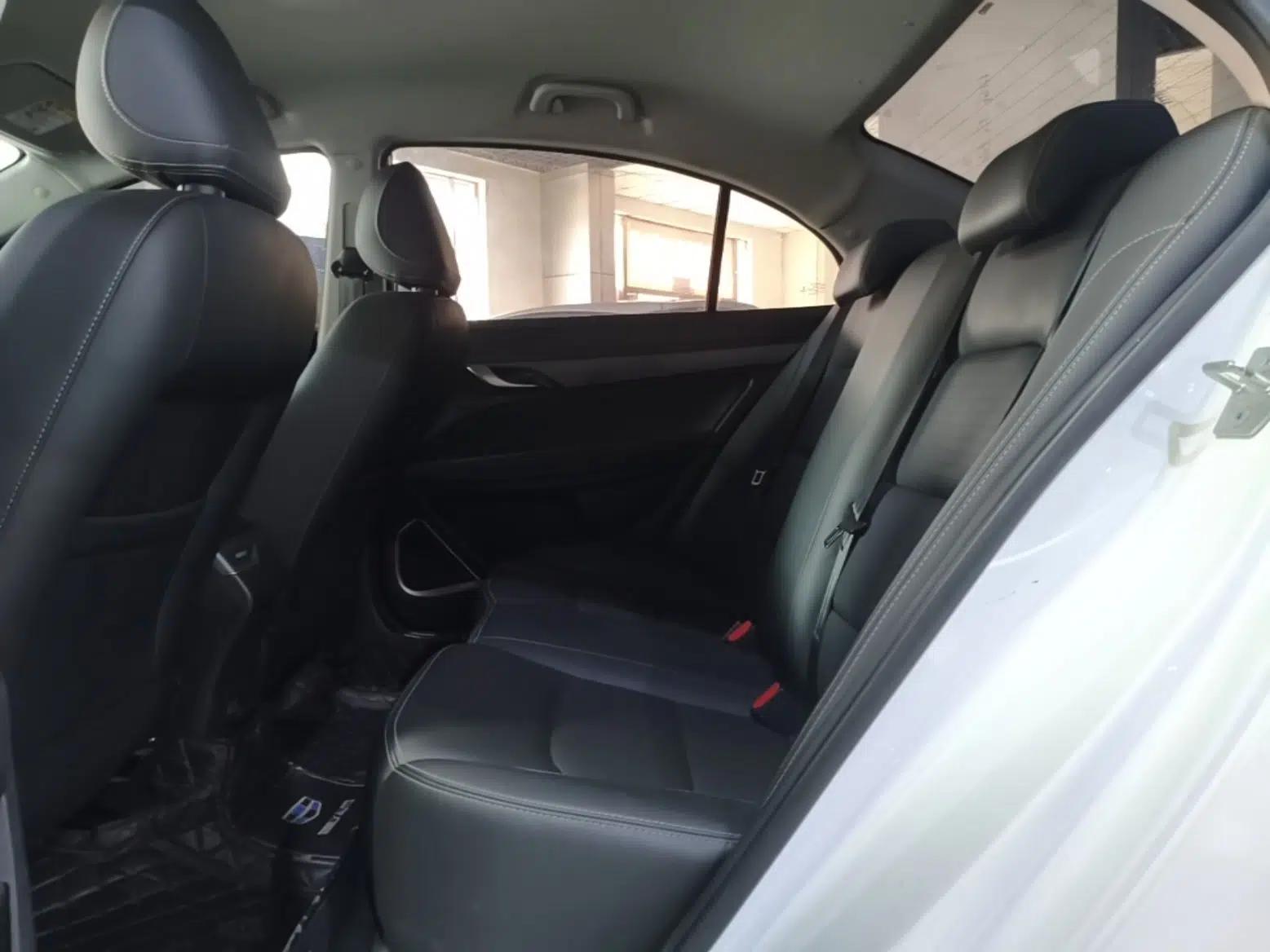 Geely Auto Emgrand 2021 UP 1.5L Manual Comfort Model — миниатюра 20