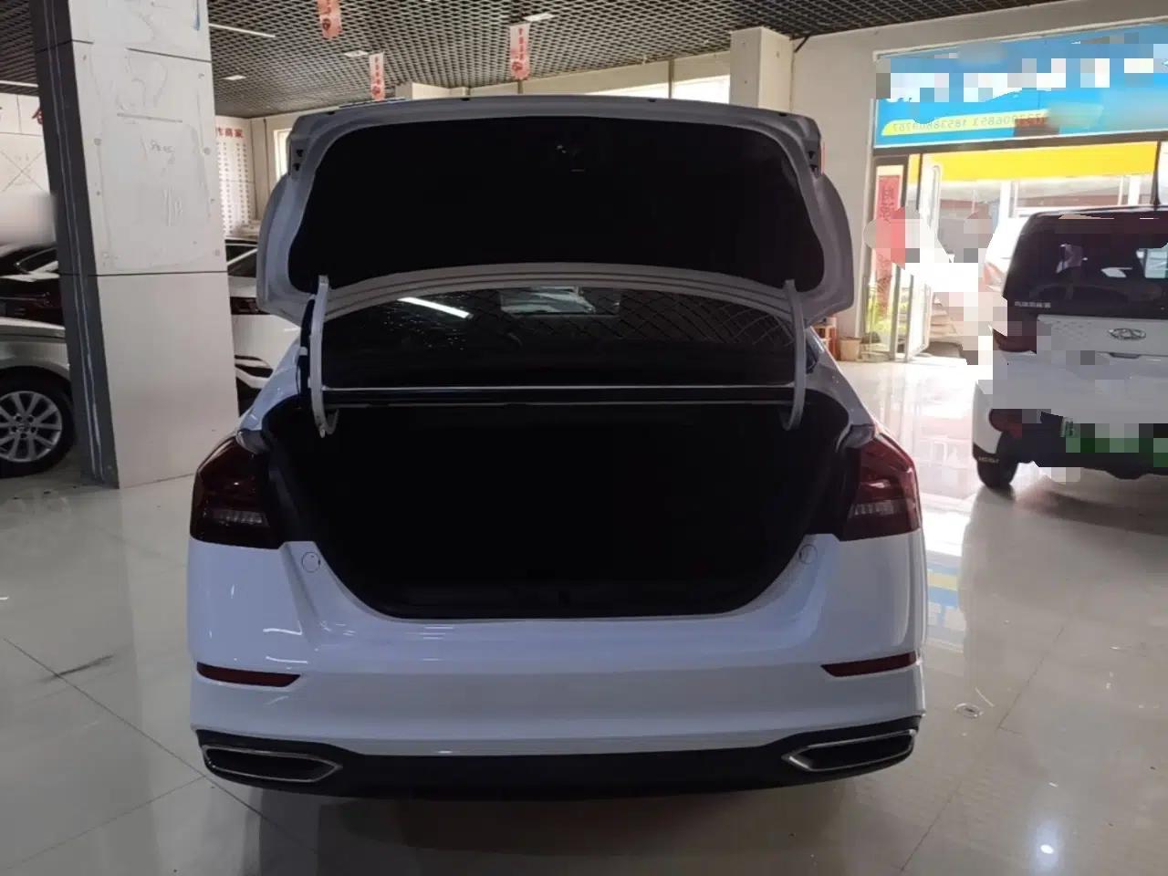 Geely Auto Emgrand 2021 UP 1.5L Manual Comfort Model — миниатюра 22