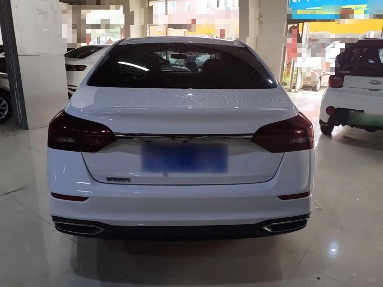 Geely Auto Emgrand 2021 UP 1.5L Manual Comfort Model — миниатюра 5