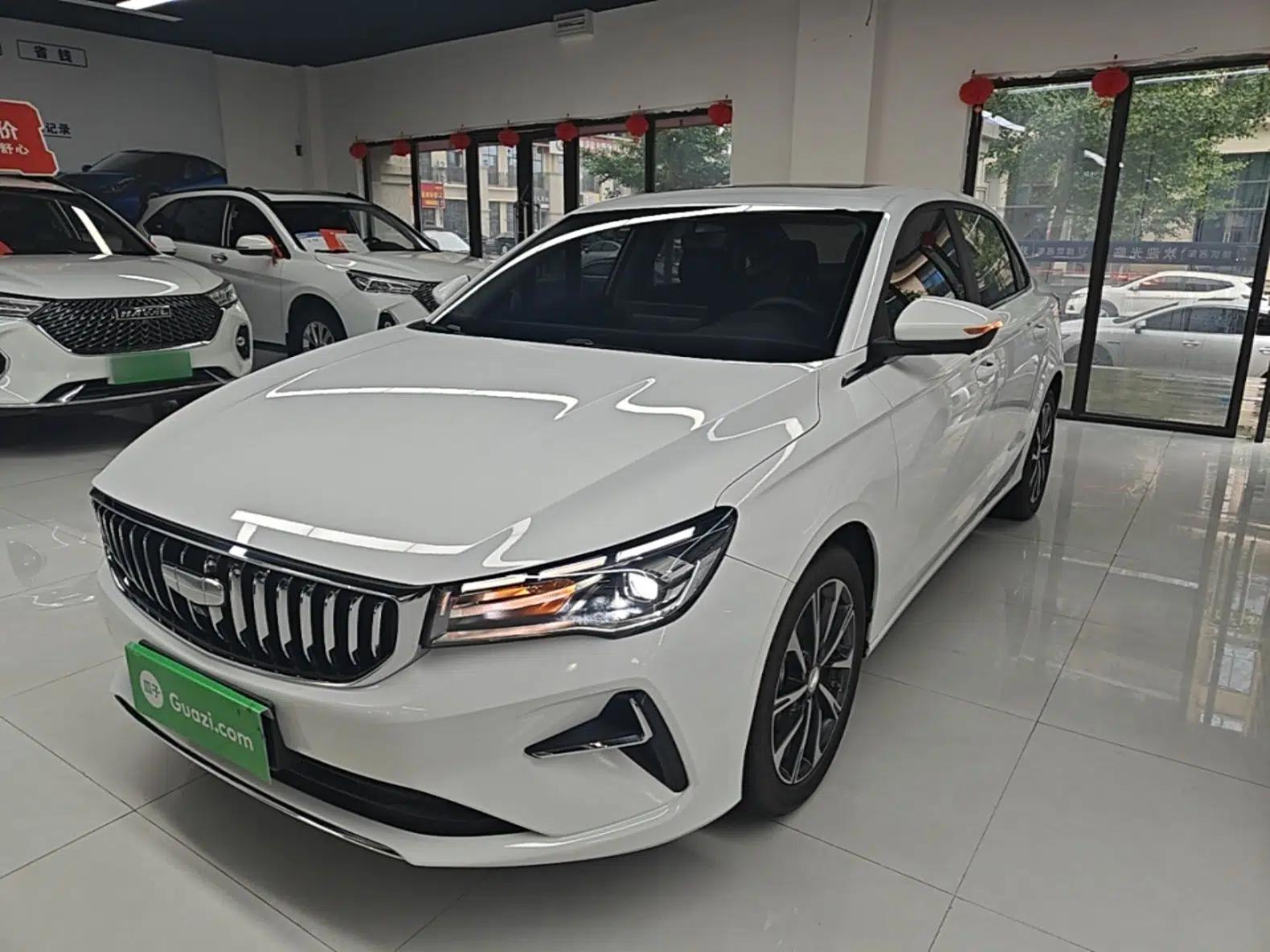 Geely Auto Emgrand 2025 4th Generation 1.5L CVT Luxury Version — миниатюра 1