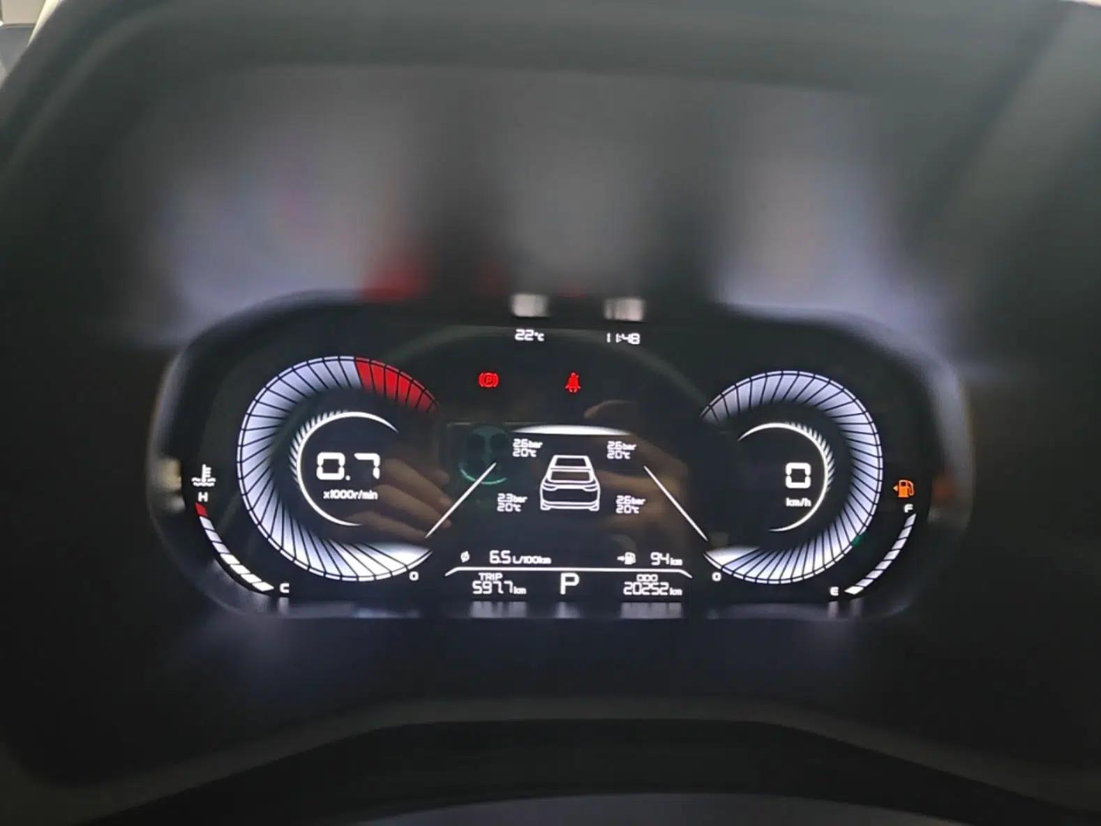 Geely Auto Emgrand 2025 4th Generation 1.5L CVT Luxury Version — миниатюра 15