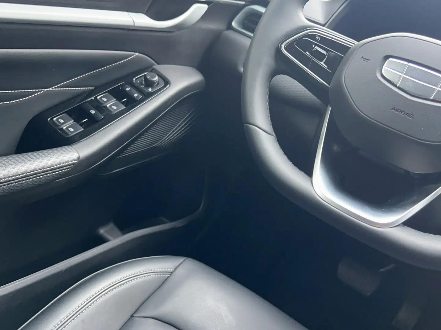 Geely Auto Emgrand 2025 4th Generation 1.5L CVT Longteng Edition — миниатюра 12