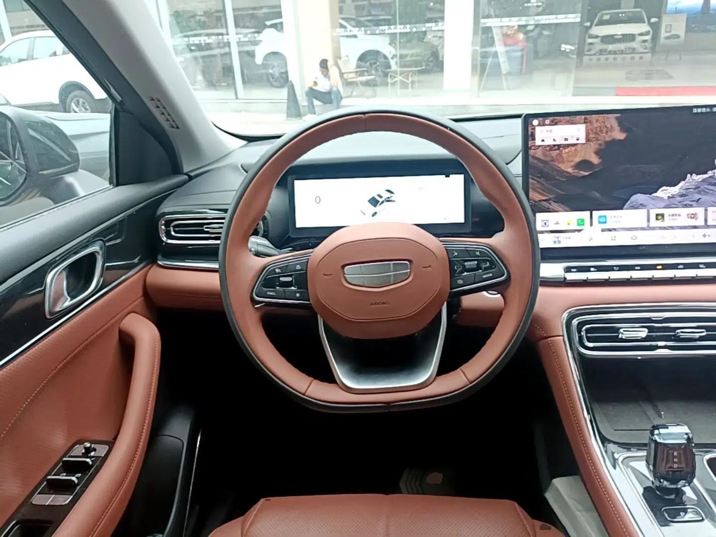 Geely Auto Emgrand 2026 Model 5th Generation 1.5T DCT Flagship Edition — миниатюра 14