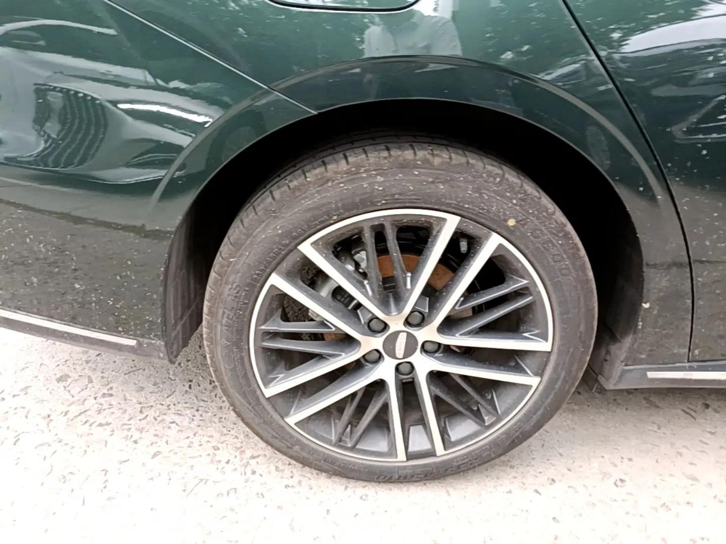 Geely Auto Emgrand 2026 Model 5th Generation 1.5T DCT Flagship Edition — миниатюра 10
