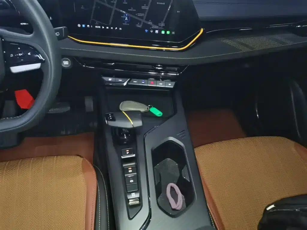 Changan Oushang X5 PLUS 2023 1.5T DCT Premium Edition — миниатюра 14