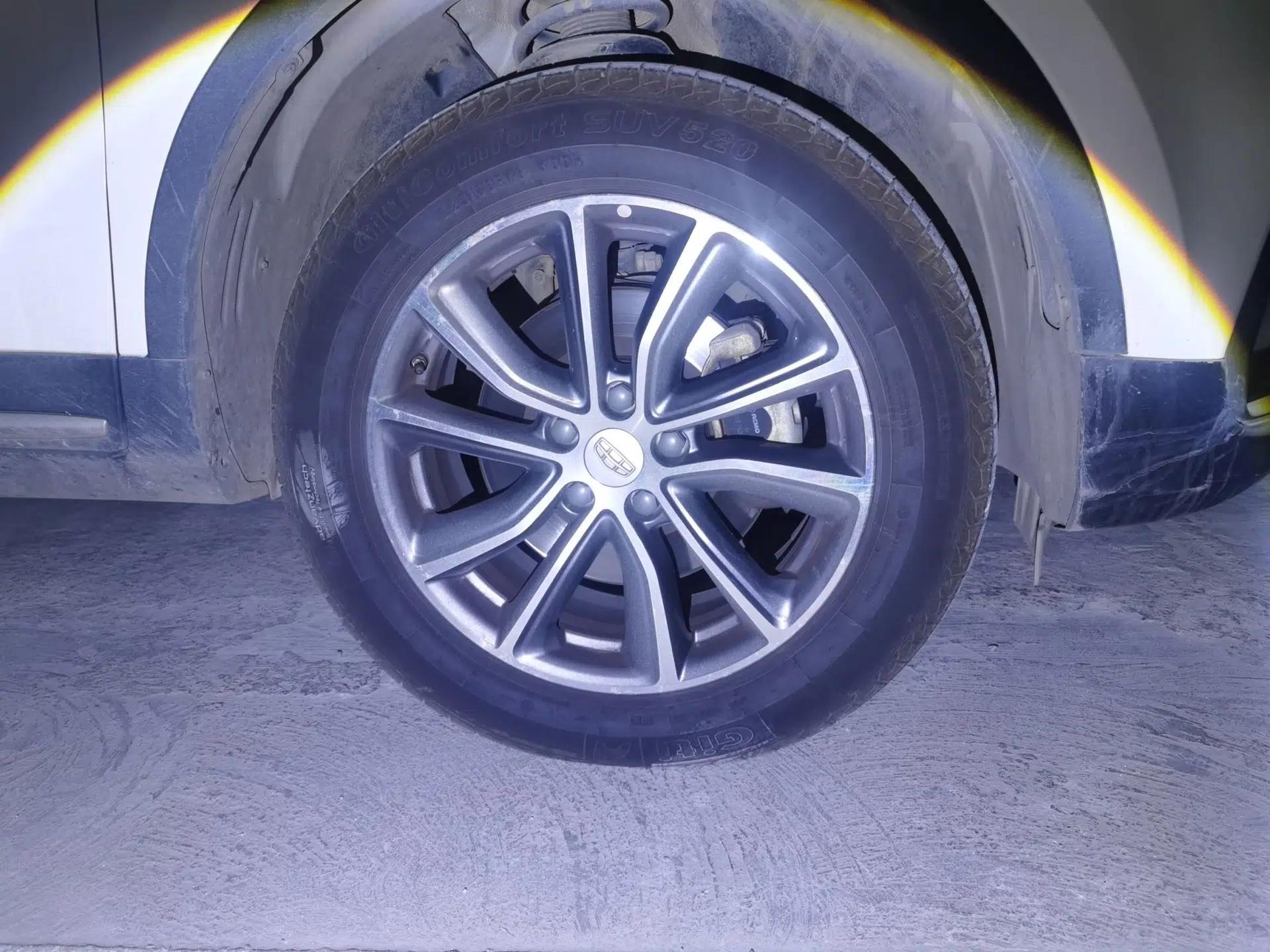 Geely Auto Emgrand X7 Sport 2018 1.8TD Automatic Two-Wheel Drive Smart Connect 4G Internet Edition — миниатюра 8