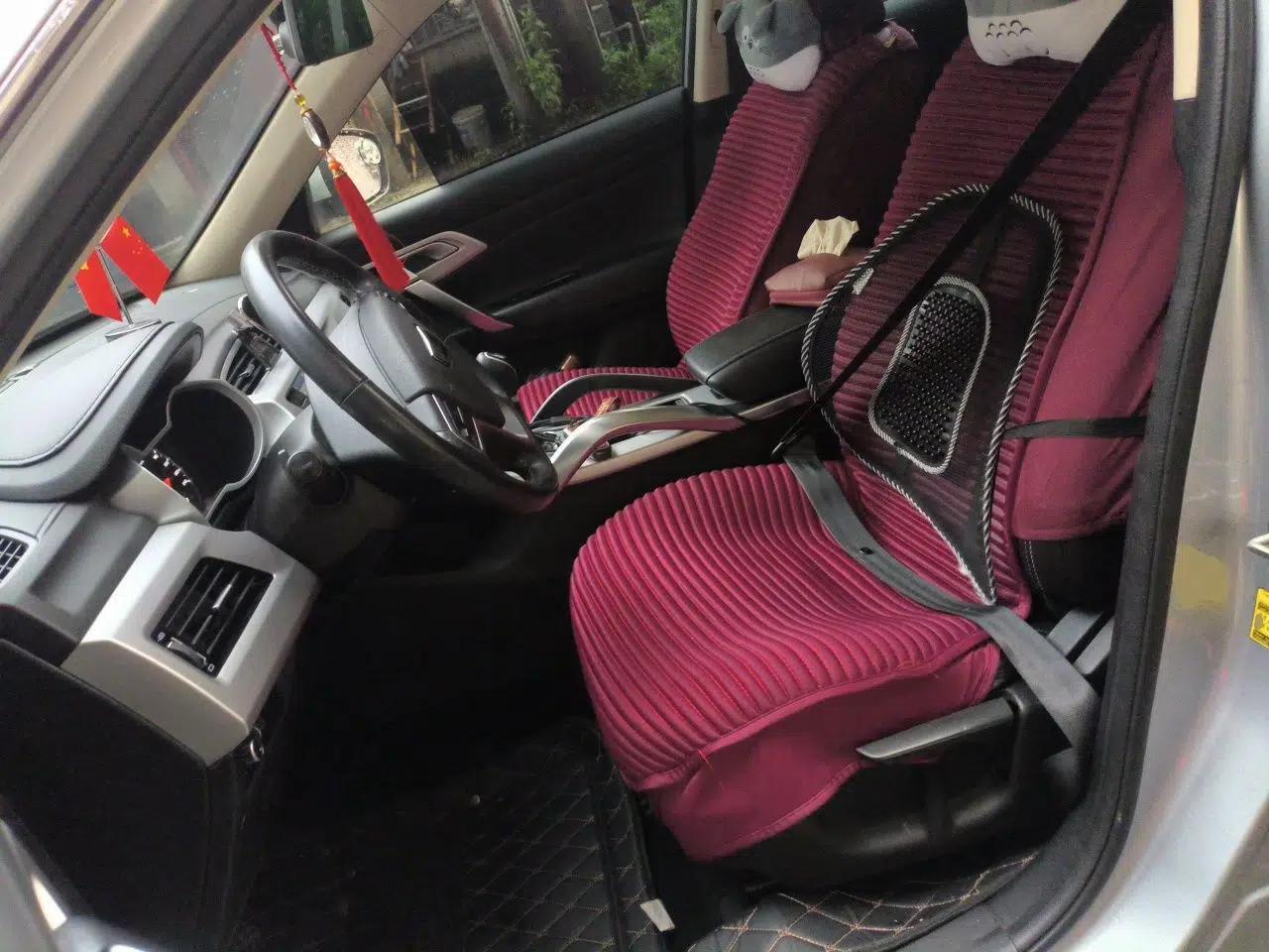 Geely Auto Emgrand X7 Sport 2016 2.0L Manual ZhiShang Version — миниатюра 16