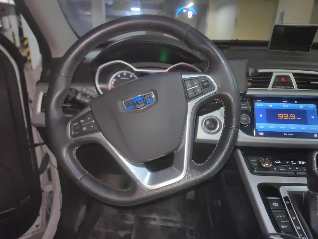 Geely Auto Emgrand X7 Sport 2016 1.8TD Automatic Smart Model — миниатюра 11