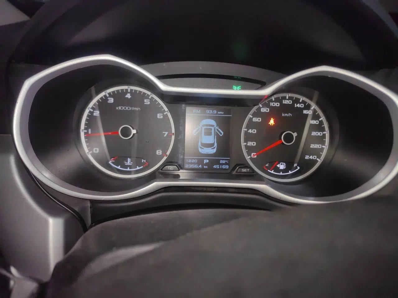 Geely Auto Emgrand X7 Sport 2016 1.8TD Automatic Smart Model — миниатюра 12