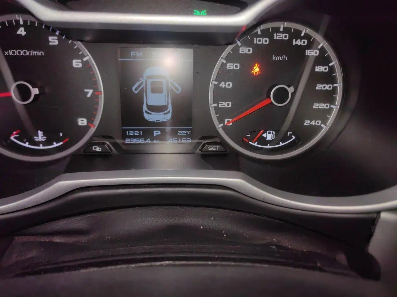 Geely Auto Emgrand X7 Sport 2016 1.8TD Automatic Smart Model — миниатюра 13
